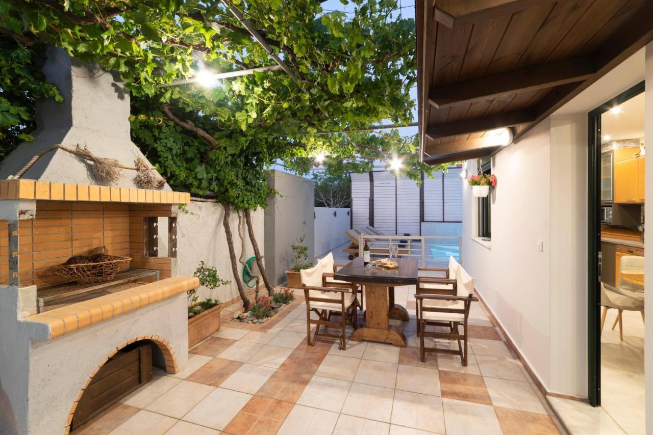 Paradisos Luxury Villas Next To Beach Koutsouras Luaran gambar